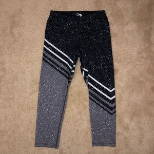 cropped black white and gray speckled leggings